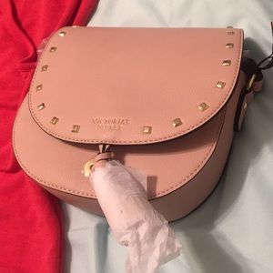 VICTORIA SECRET CROSS BODY NEVER USED